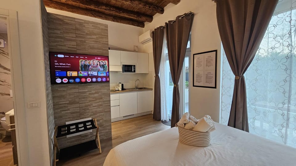 Junior Suite, Villa Joy Verona, Romantic, with garden, elegant living room, near the city center Villa in Verona