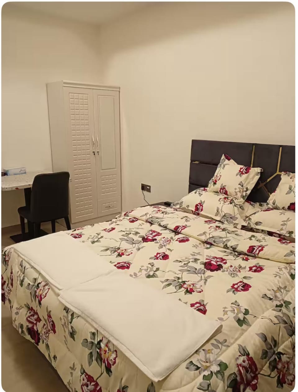 Bed, Bedroom, wardrobe