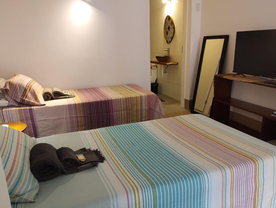 Bed, TV and multimedia, Bedroom