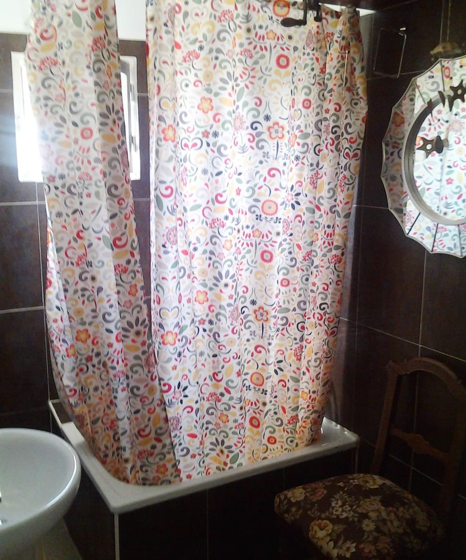 Bathroom, Bath