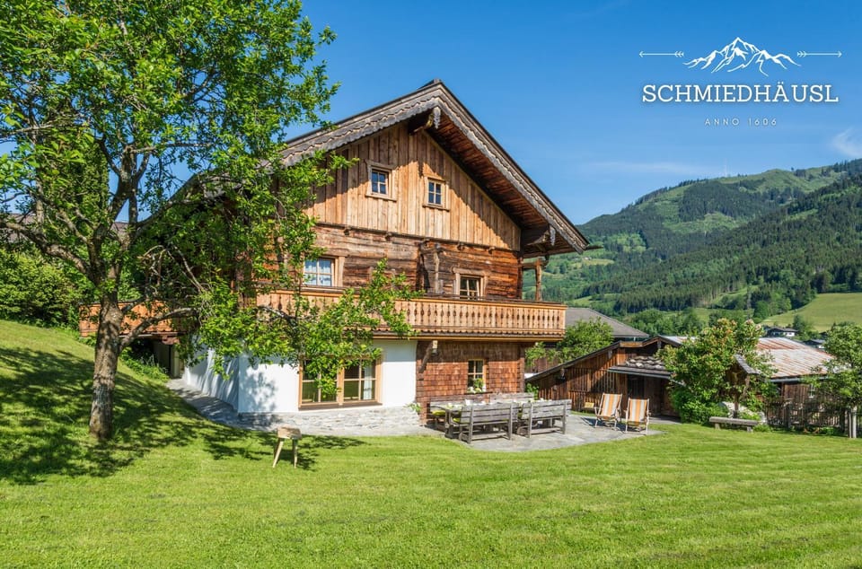 Facade/entrance, Garden, Garden view, Garden view