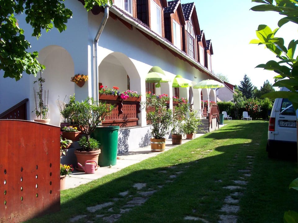 Garden, View (from property/room), Inner courtyard view