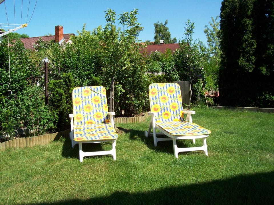 Garden, Garden view