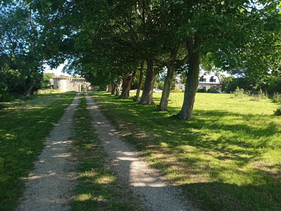 Maison du manoir House in Kerlouan
