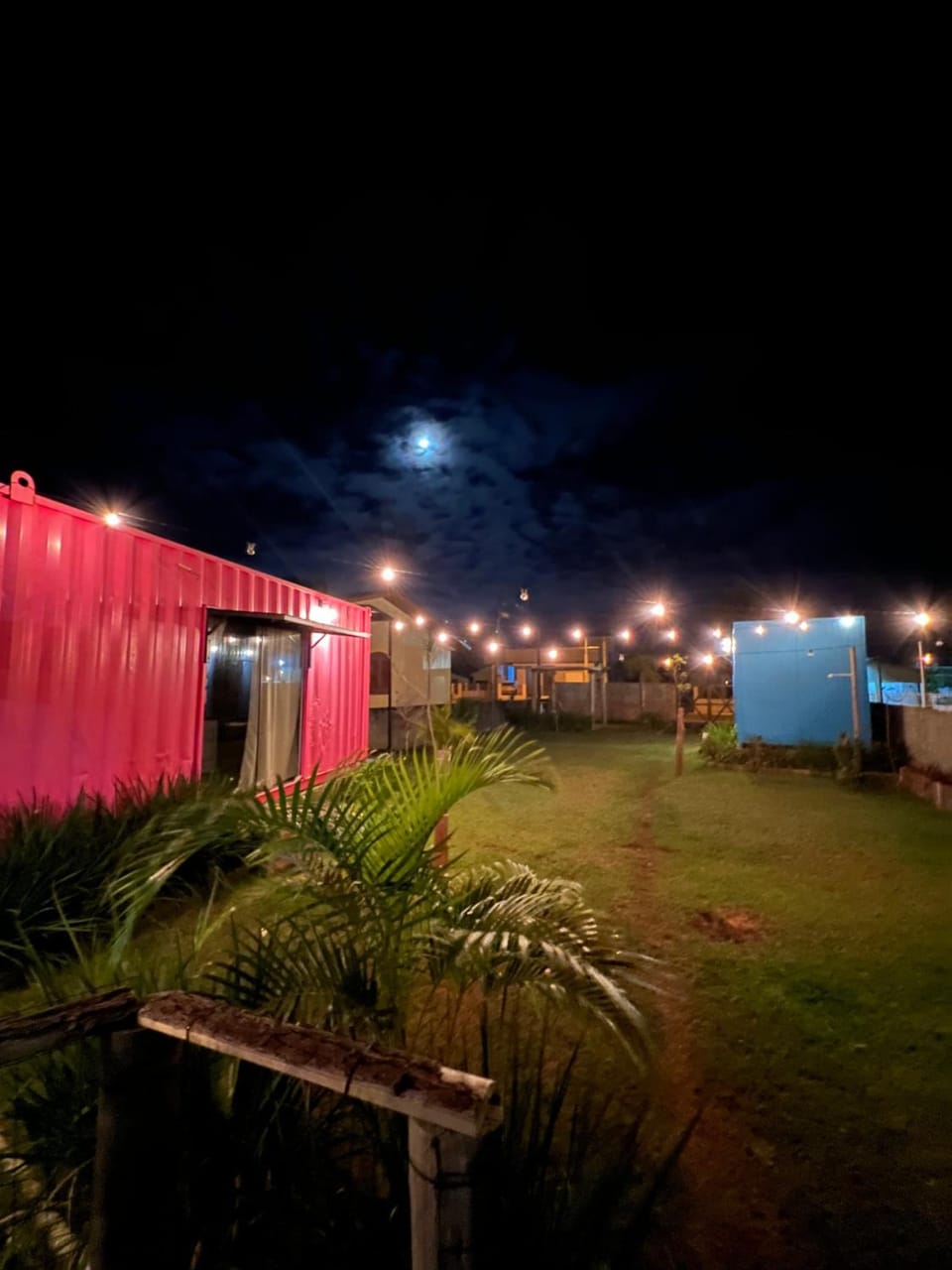 POUSADAGiraGarden Containers House in State of Santa Catarina