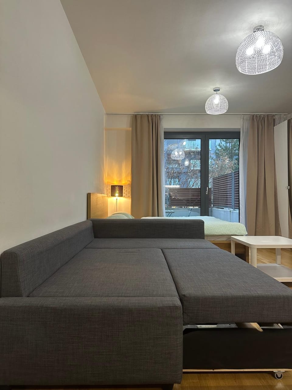 Garden Towers Residence - Underground Parking Apartment in Prague