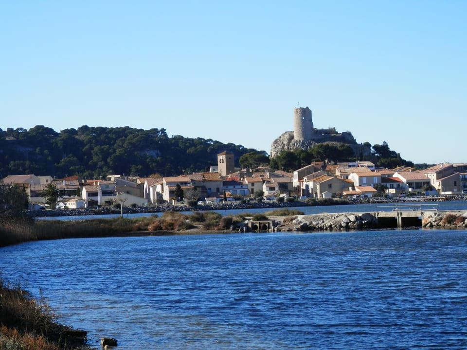 Appartement T2 Confortable, 4/5 Pers, Plage Grazel, Parking Privé - FR-1-796-86 Apartment in Gruissan