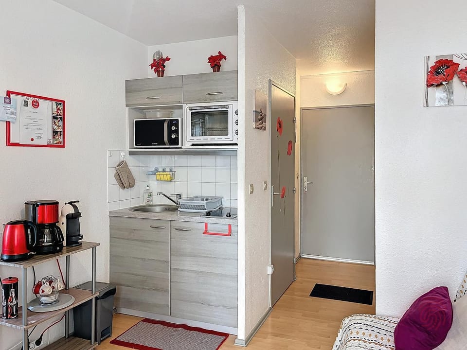 Joli F2 avec balcon, animaux acceptés - FR-1-451-216 Apartment in Occitanie