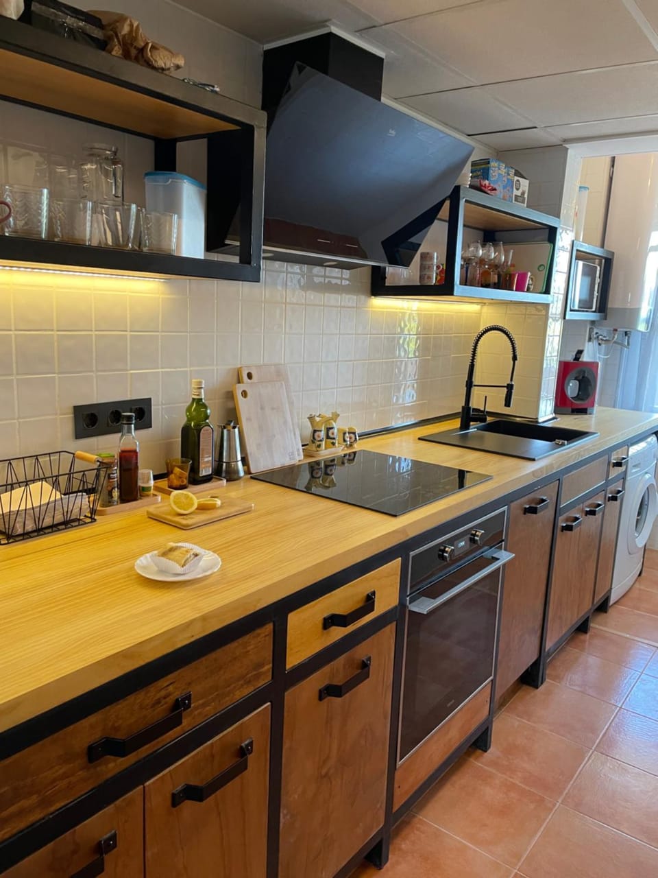 Coffee/tea facilities, Kitchen or kitchenette