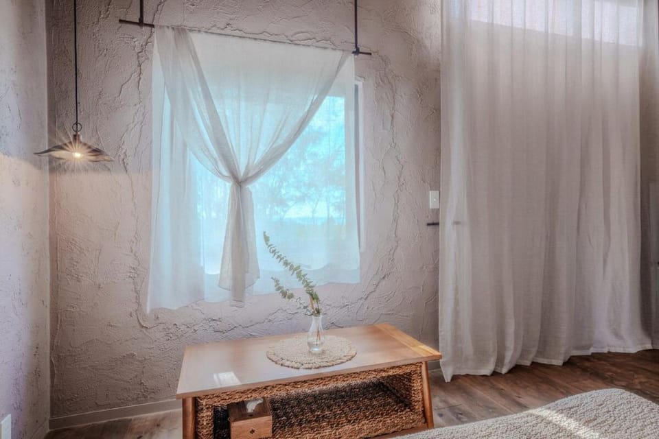 宮古島の自然豊かで静かなエリアroom0オリジナルインテリア小物が溢れる空間 Villa in Okinawa Prefecture