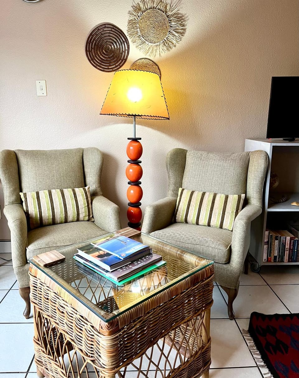 TV and multimedia, Seating area