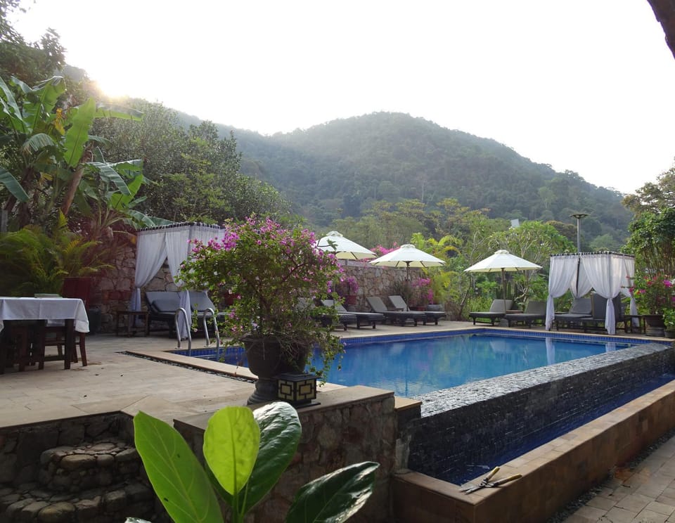 Property building, Patio, Swimming pool