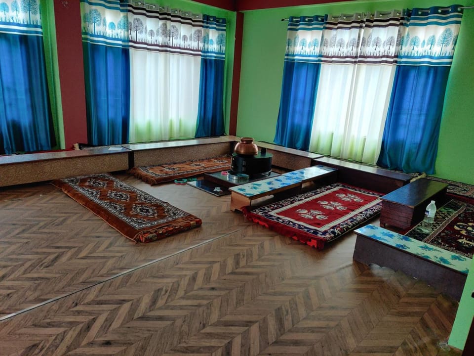 Living room, Dinner