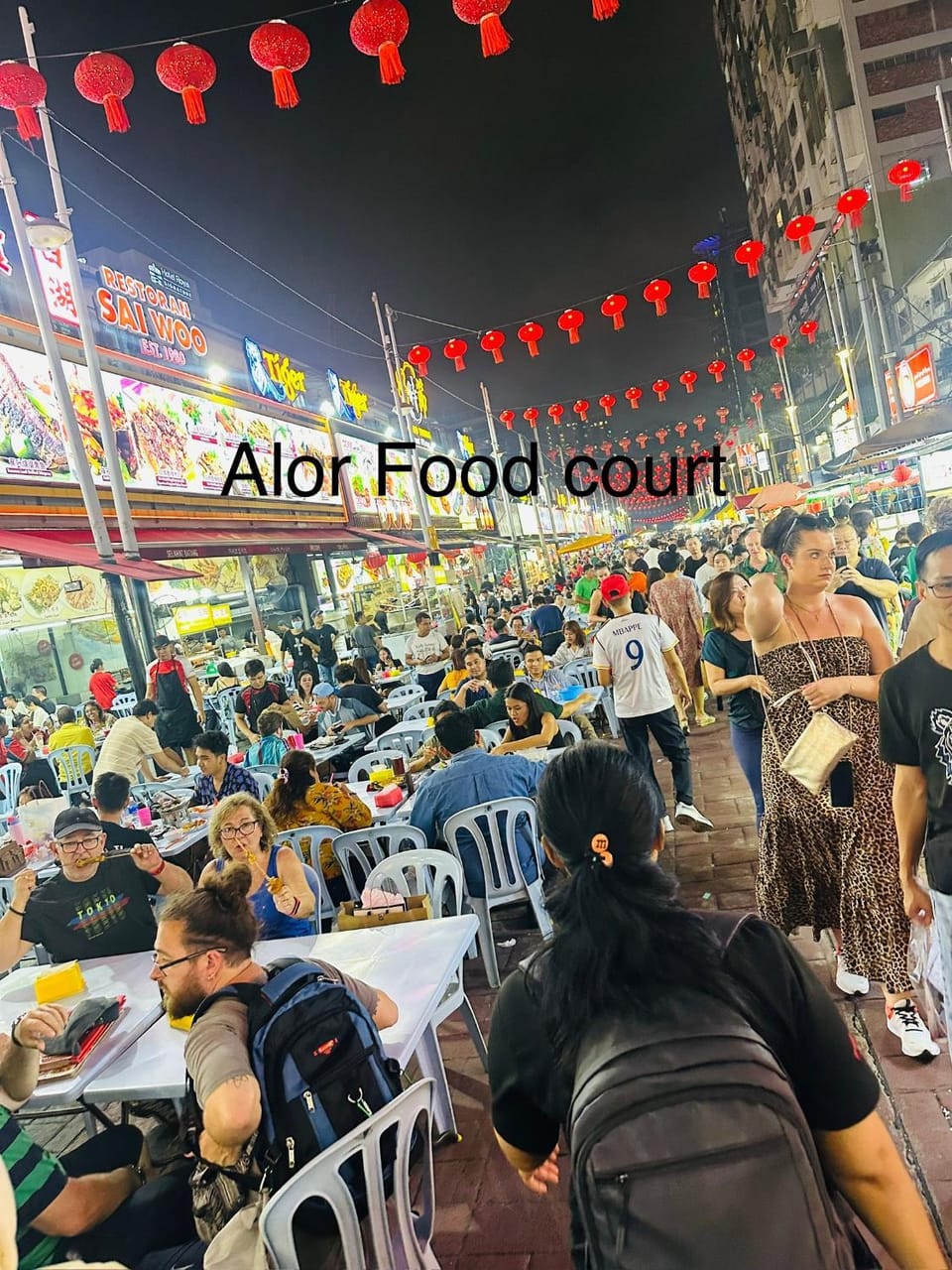 Food and drinks, Shopping Area, group of guests