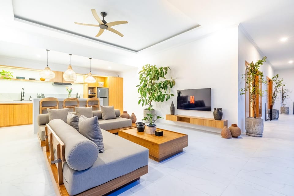 TV and multimedia, Kitchen or kitchenette, Living room