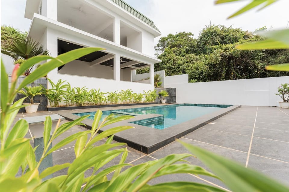 Luxury 2BHK Apartment in Candolim Apartment in Candolim