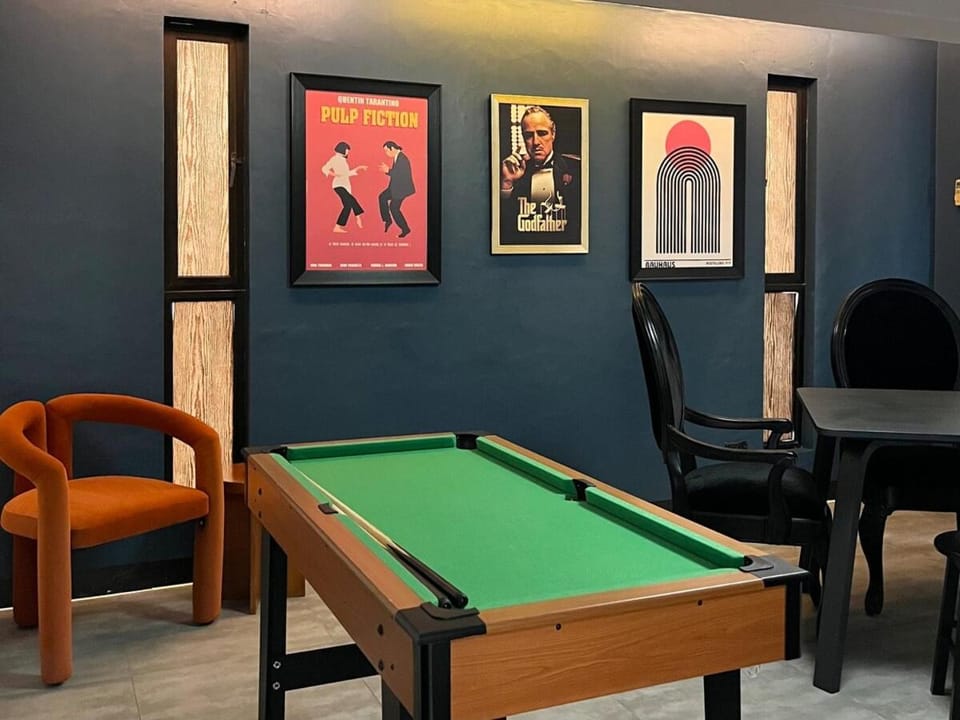 Soho-Style Loft - City Center with 4BR, Wifi and Gameroom Apartment in Lapu-Lapu City