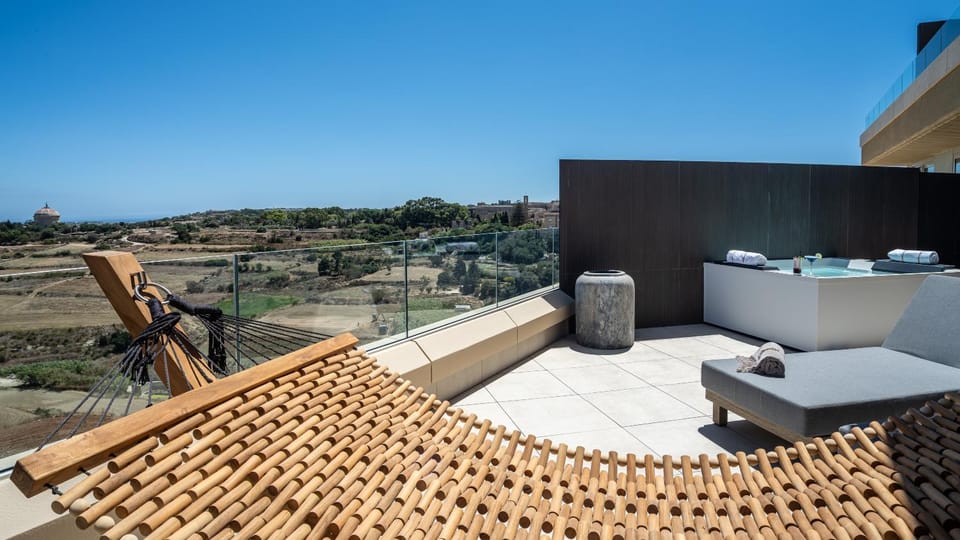 Hot Tub, Balcony/Terrace
