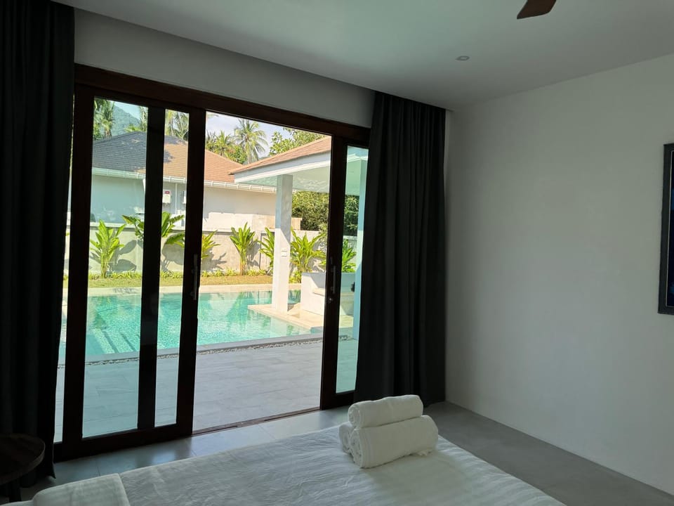 Bed, Bedroom, Pool view, Swimming pool