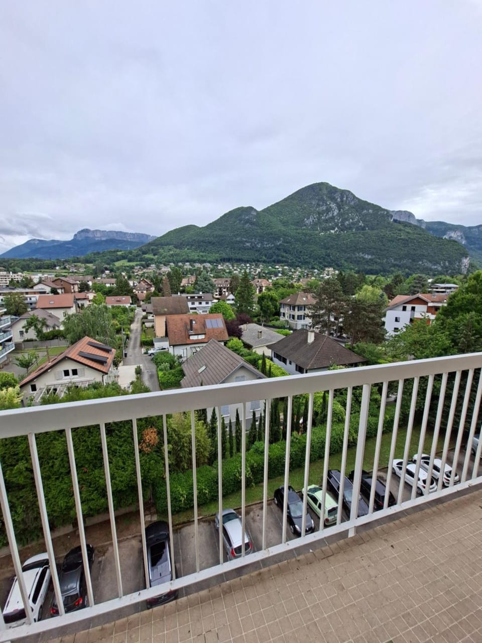 Balcony/Terrace, Mountain view