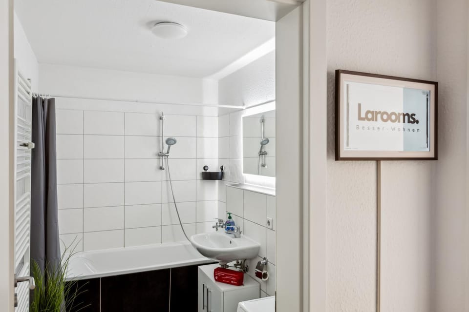 Bathroom, Photo of the whole room
