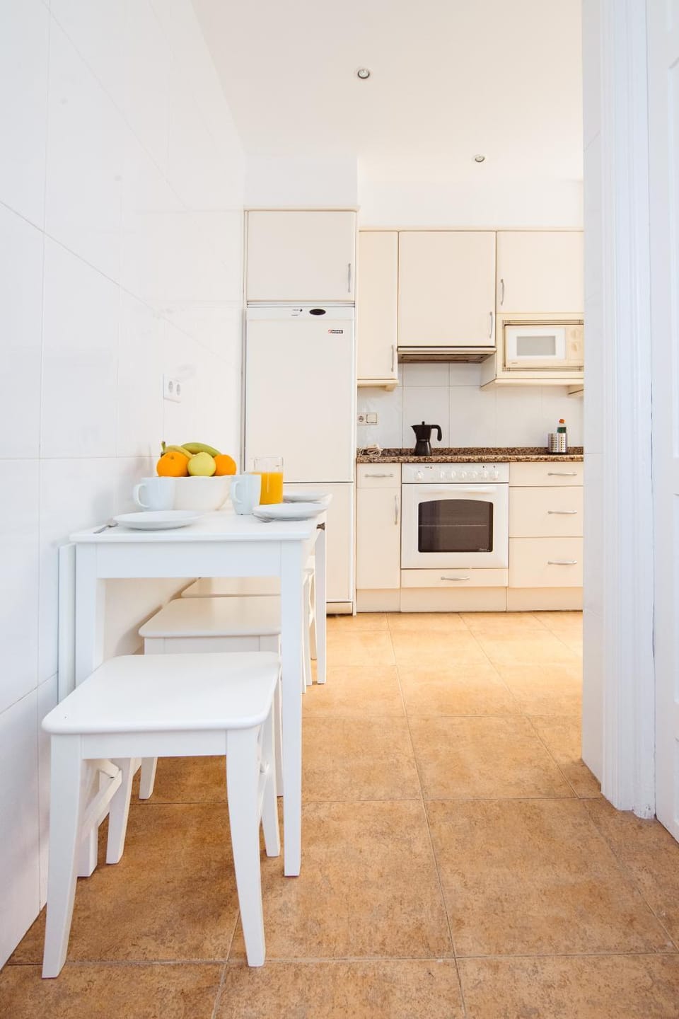 Kitchen or kitchenette, Food and drinks, Food, dishwasher, oven, stove