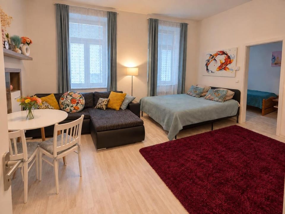 Bed, Living room, Photo of the whole room, Seating area, Bedroom