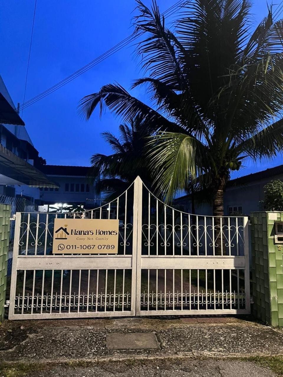 Night, Street view