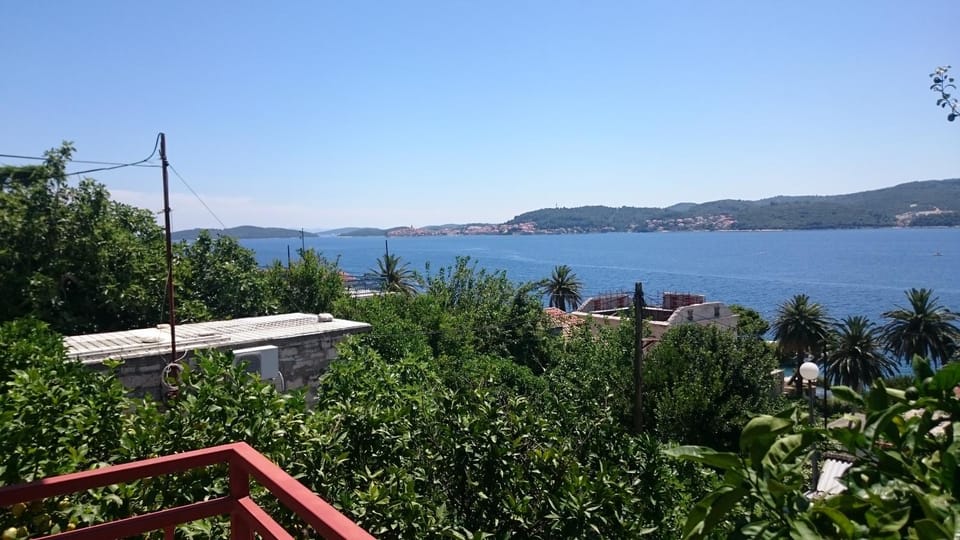 Property building, Sea view