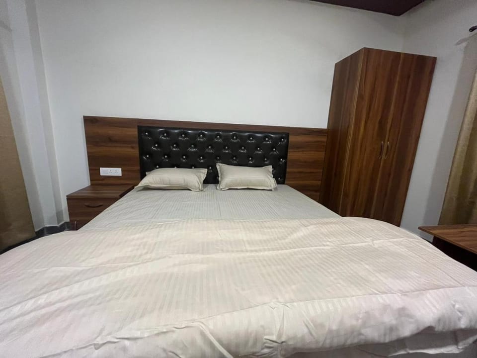 Moonlight Guest House Resort in Uttarakhand