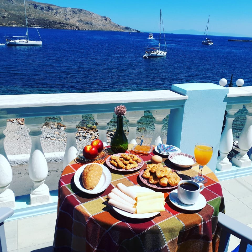 Balcony/Terrace, Sea view, Continental breakfast, English/Irish breakfast