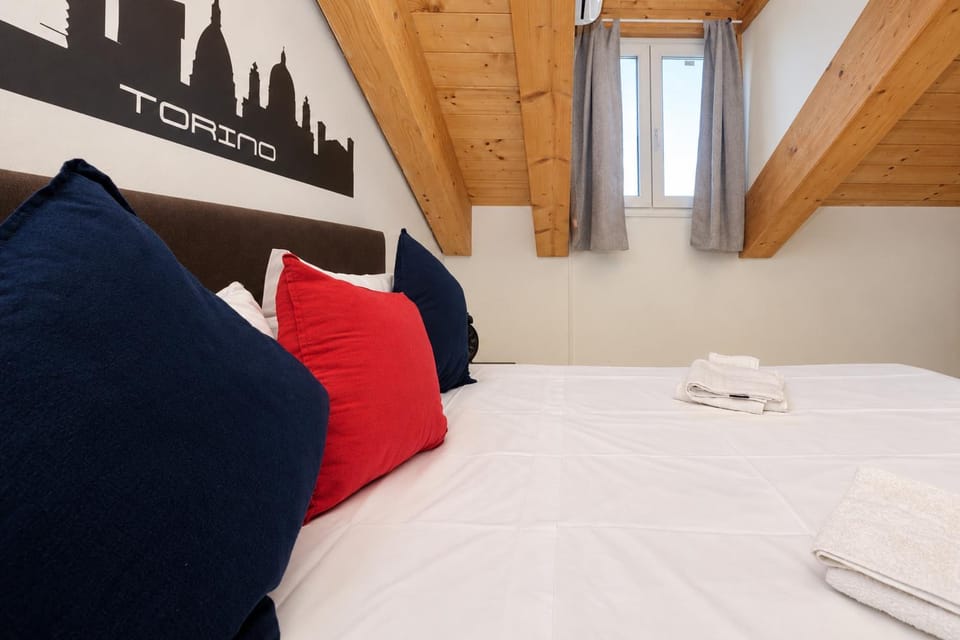 Coco Home-Chic Mansarda In the Heart of Turin Apartment in Turin