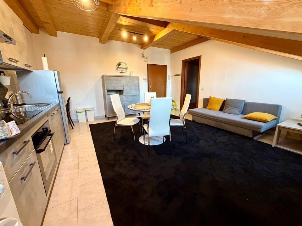 Coco Home-Chic Mansarda In the Heart of Turin Apartment in Turin