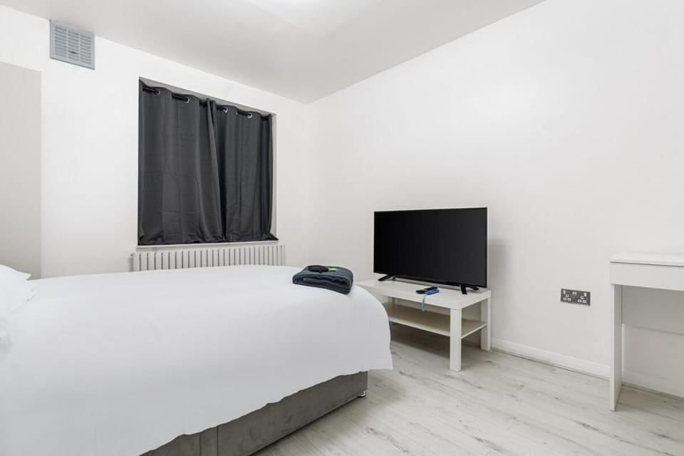 2 bed Apartment, 5 min from Wembley Stadium & Arena, 15 min to Oxford Street Apartment in Edgware