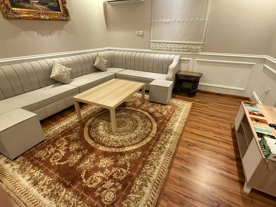 نزل العقيق بحي الجامعة Apartment in Medina