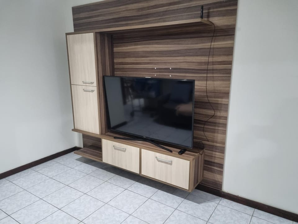 Communal lounge/ TV room, TV and multimedia
