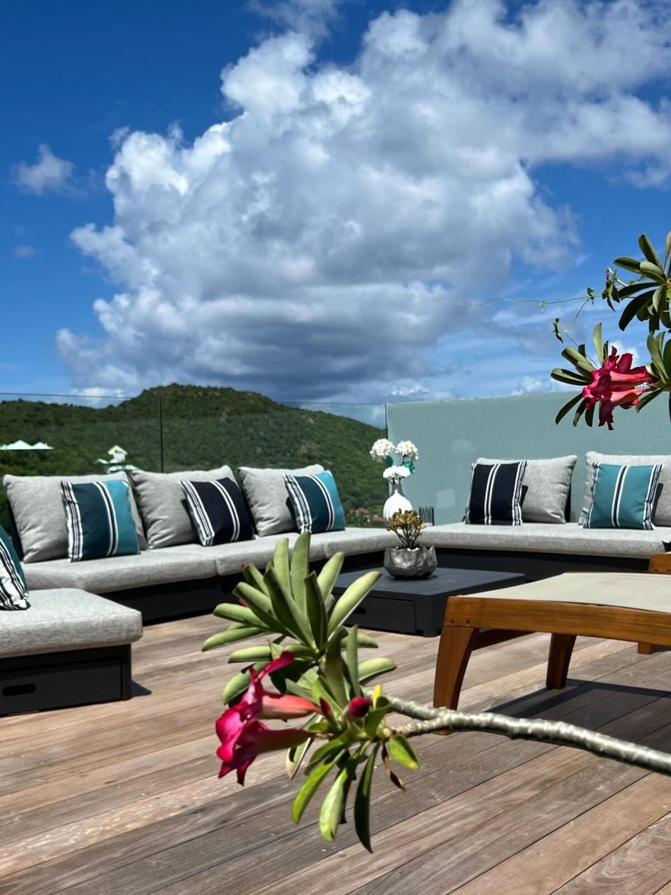 Patio, Day, Natural landscape, View (from property/room), Balcony/Terrace, Mountain view