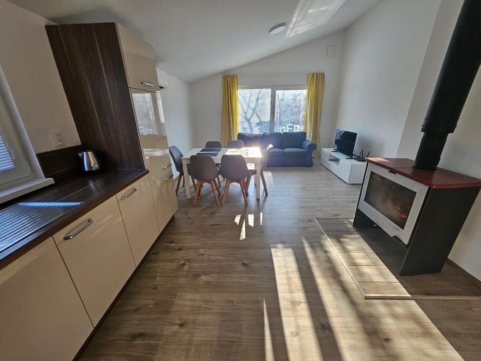 Nové bývanie blízko Piešťan a Nového Mesta nad Váhom pre 6 osôb House in Slovakia