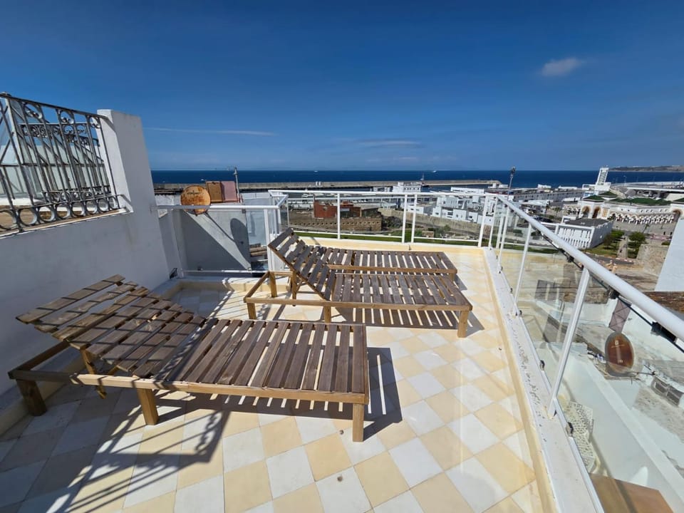 Maison dans l'ancienne médina, deux terrasses proches de la mer House in Tangier