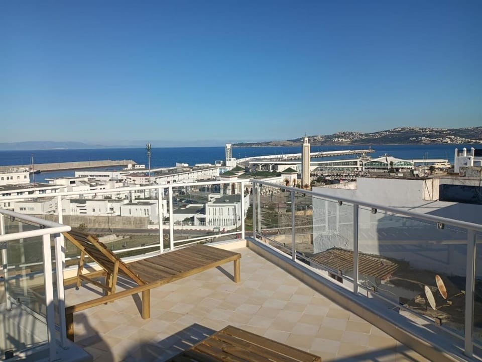 Maison dans l'ancienne médina, deux terrasses proches de la mer House in Tangier