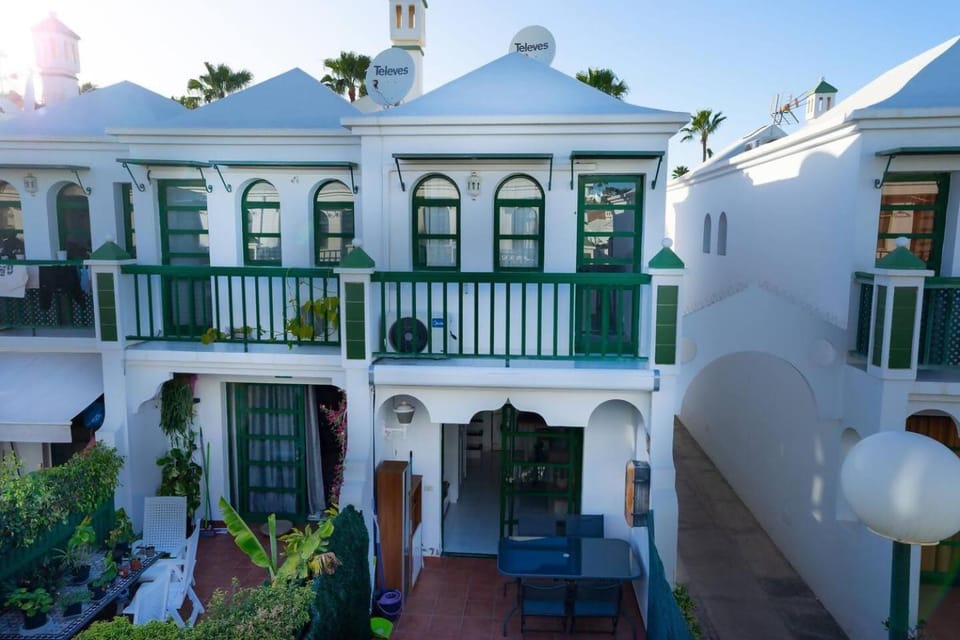 View (from property/room), Balcony/Terrace