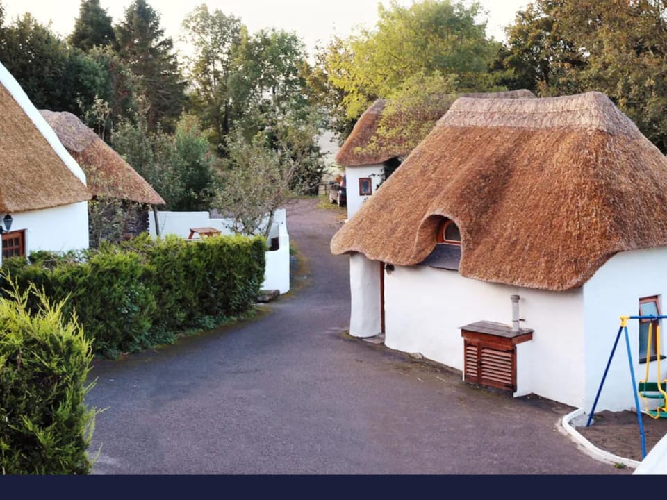 Thatched 4 persons Cottage Apartment in County Kerry