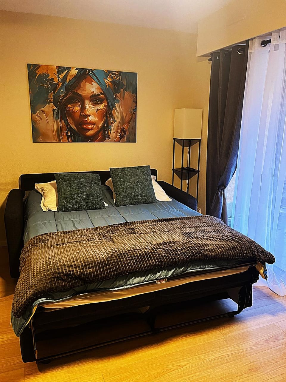 Studio cosy rénové climatisé avec piscine proche de toutes commodités Apartment in Fréjus