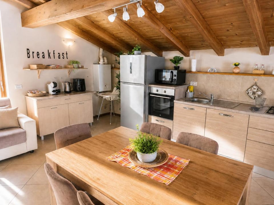 Kitchen or kitchenette, Living room, Breakfast, Breakfast, kitchen, kitchen