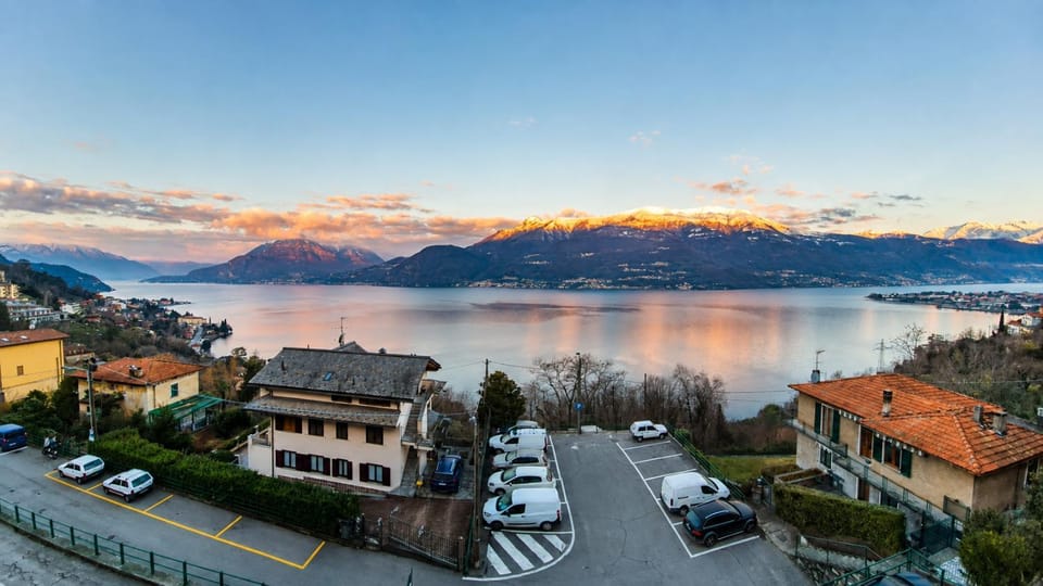 View (from property/room), City view, City view, Lake view, Lake view, Landmark view, Landmark view, Mountain view, Mountain view, Parking
