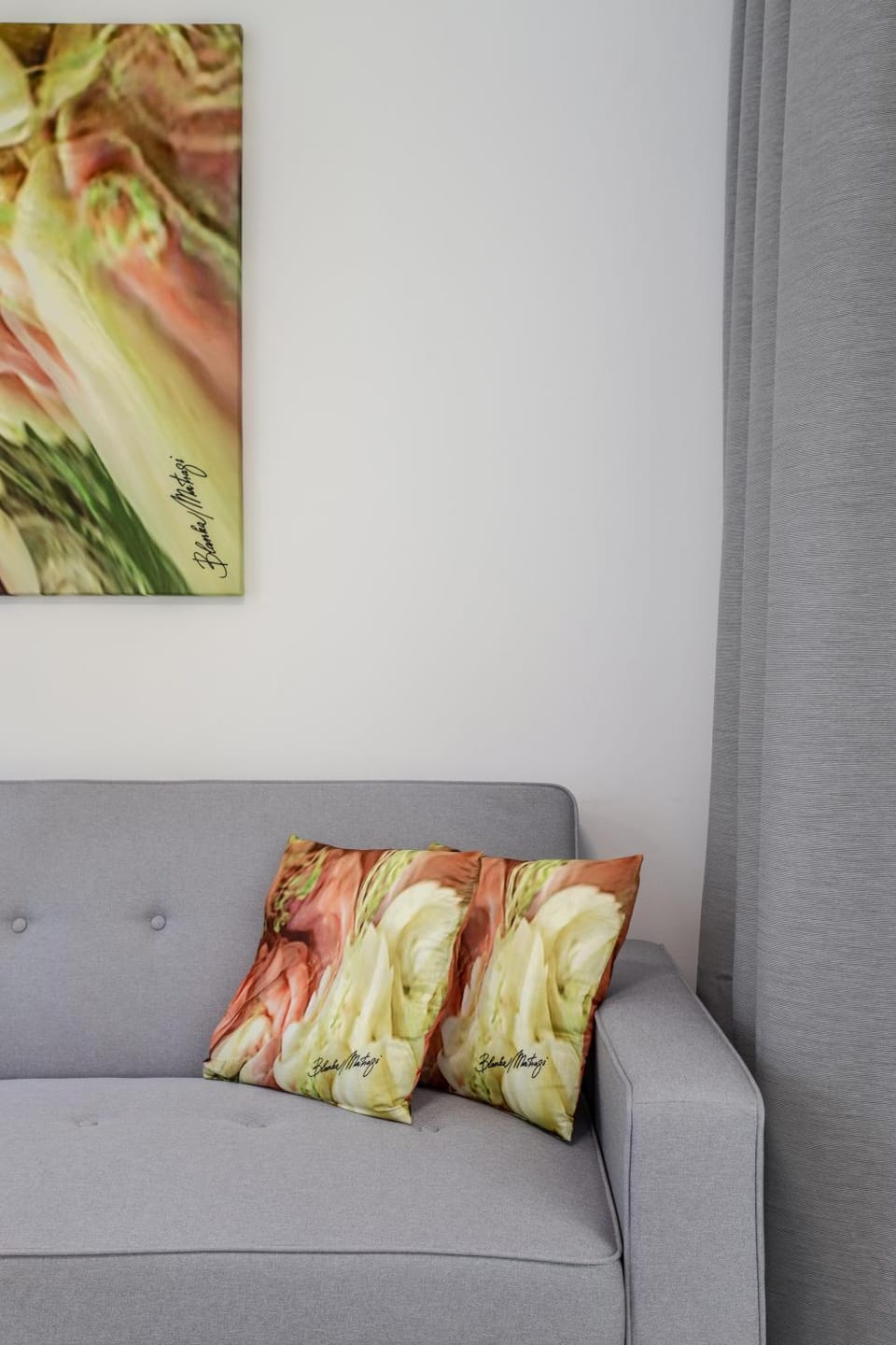 Scenic Marina Escan Marina Tower Skyline Studio Apartment in Dubai