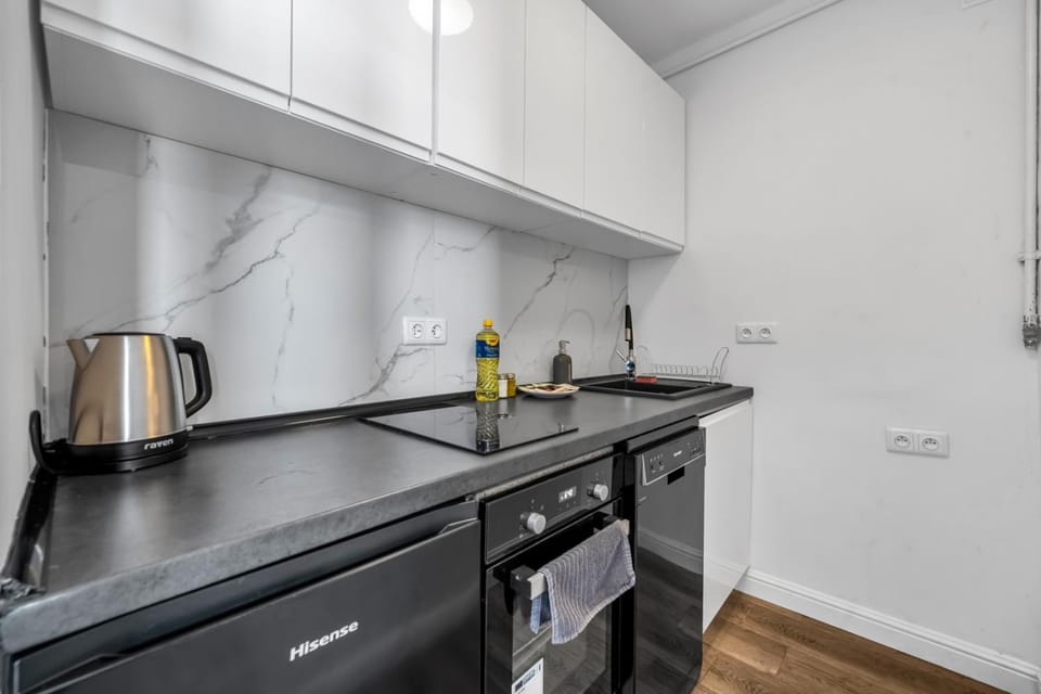 Kitchen or kitchenette, dishwasher, pet friendly, stove
