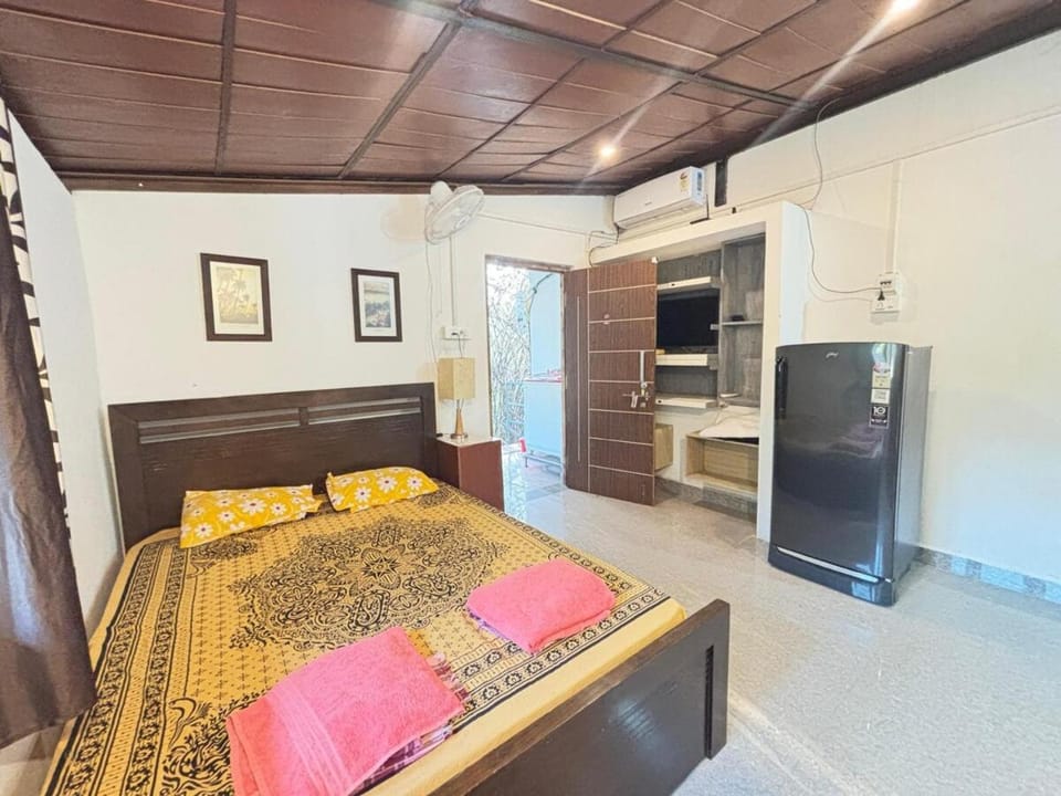 Studio Arambol Escape R-8 by Mukund Sadan Arambol Apartment in Mandrem