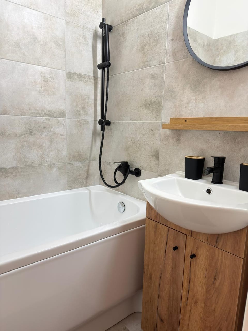 Bathroom, Bath