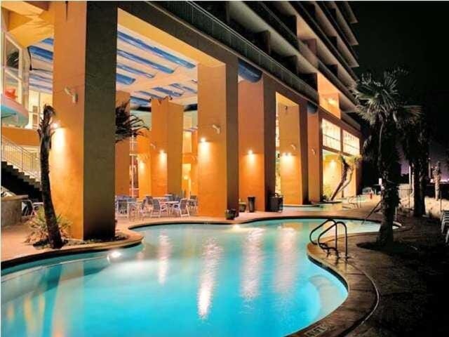 Natural landscape, Hot Tub, Pool view, Swimming pool